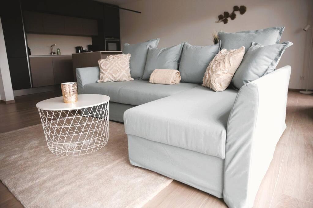 Beautiful Stylish 2Br Apartment In Kirchberg Luxemburg Exterior foto
